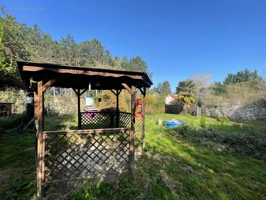 Maison à NOGENT-SUR-VERNISSON