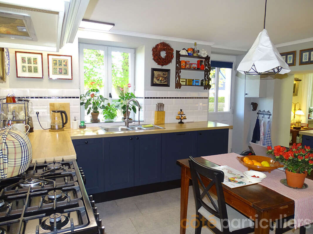 Maison à LE CHATELET