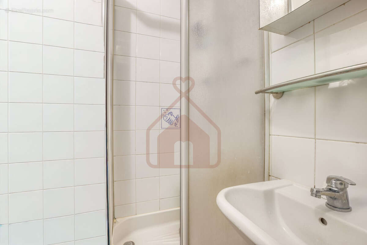 Appartement 34 m² à Le Kremlin-Bicetre  - photo 7