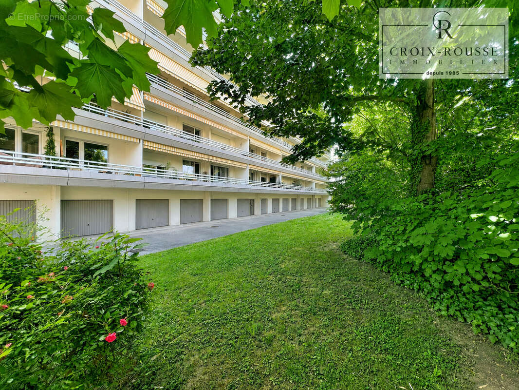 EXCLUSIVITÉ   L'élégance d'un appartement traversant aux portes de la Croix-Rousse - photo 17