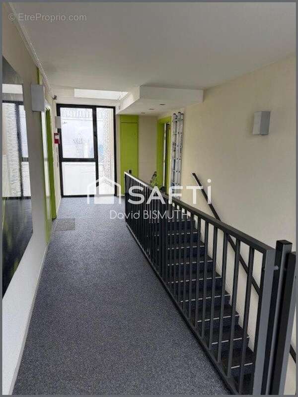 Photo 6 - Appartement à GENNEVILLIERS