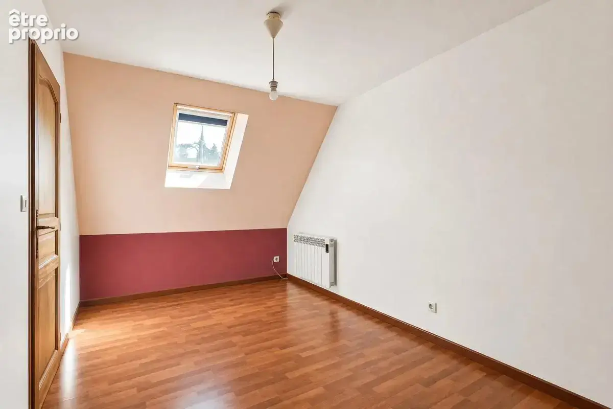 Maison de 4 pièces de 85 m² à Montfort-le-Gesnois - photo 11