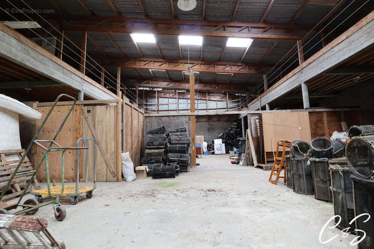 Commerce à TREFFIAGAT