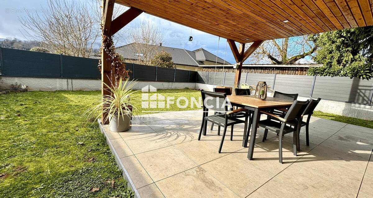 Appartement à SONNAZ