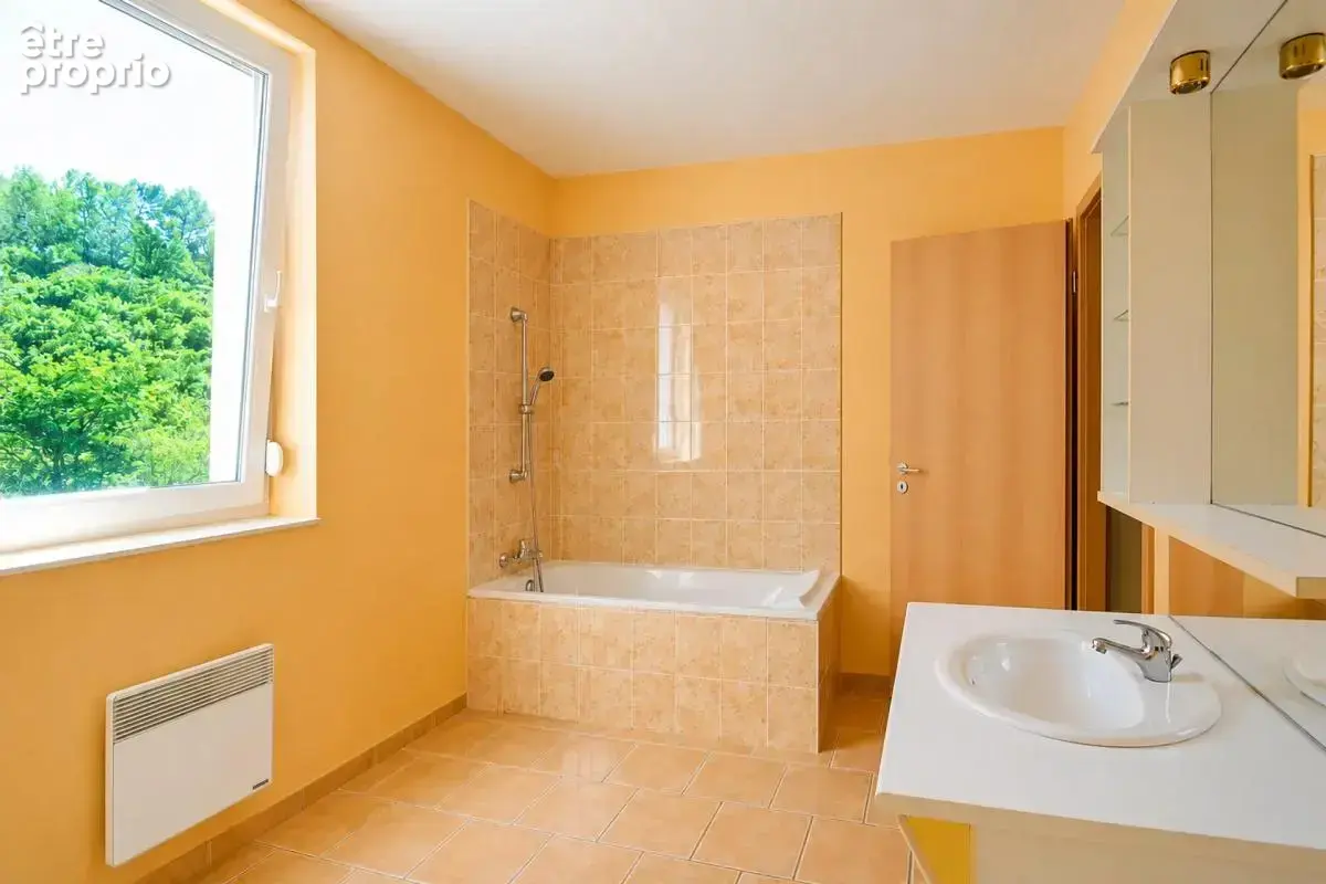 Appartement de 5 pièces de 98 m² à Ruoms - photo 15