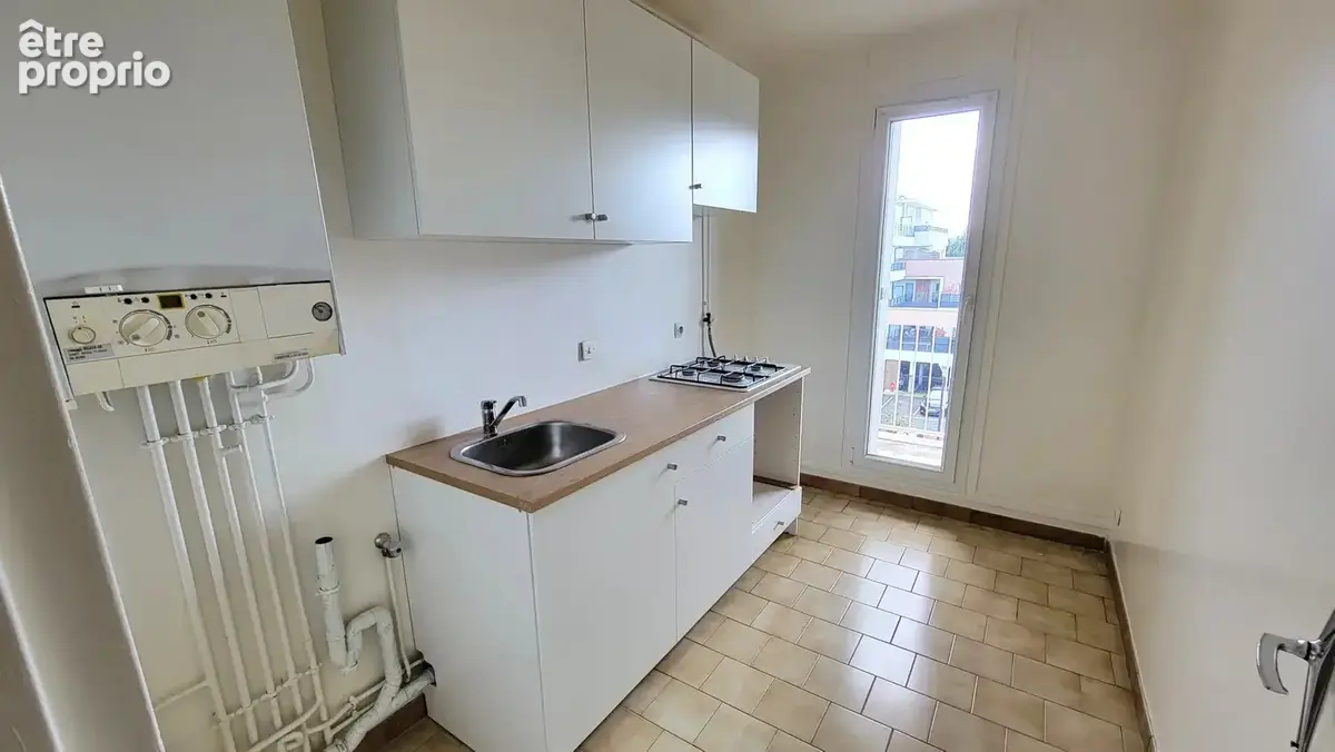 Appartement 2 pièces de 49 m2 avec balcon, cave et Parking – Chelles Gare - photo 7