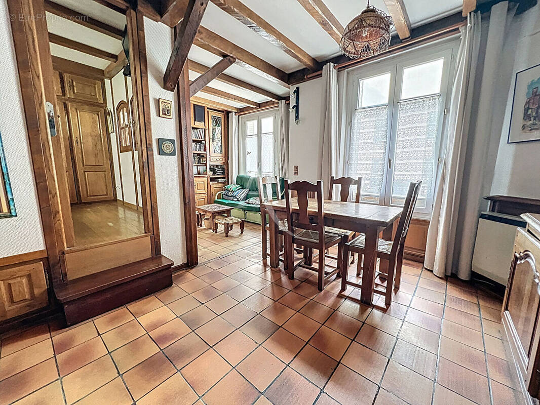 Appartement à PARIS-12E