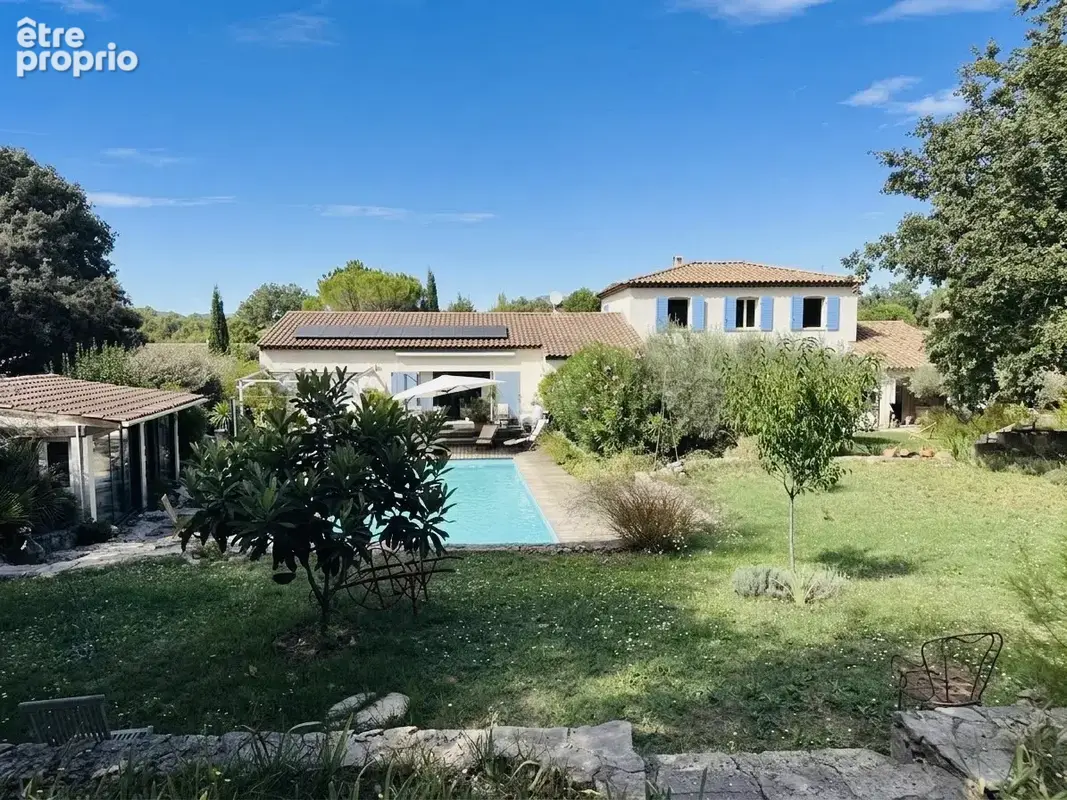 Ensemble immobilier rare : 2 villas, 10 pièces - photo 5
