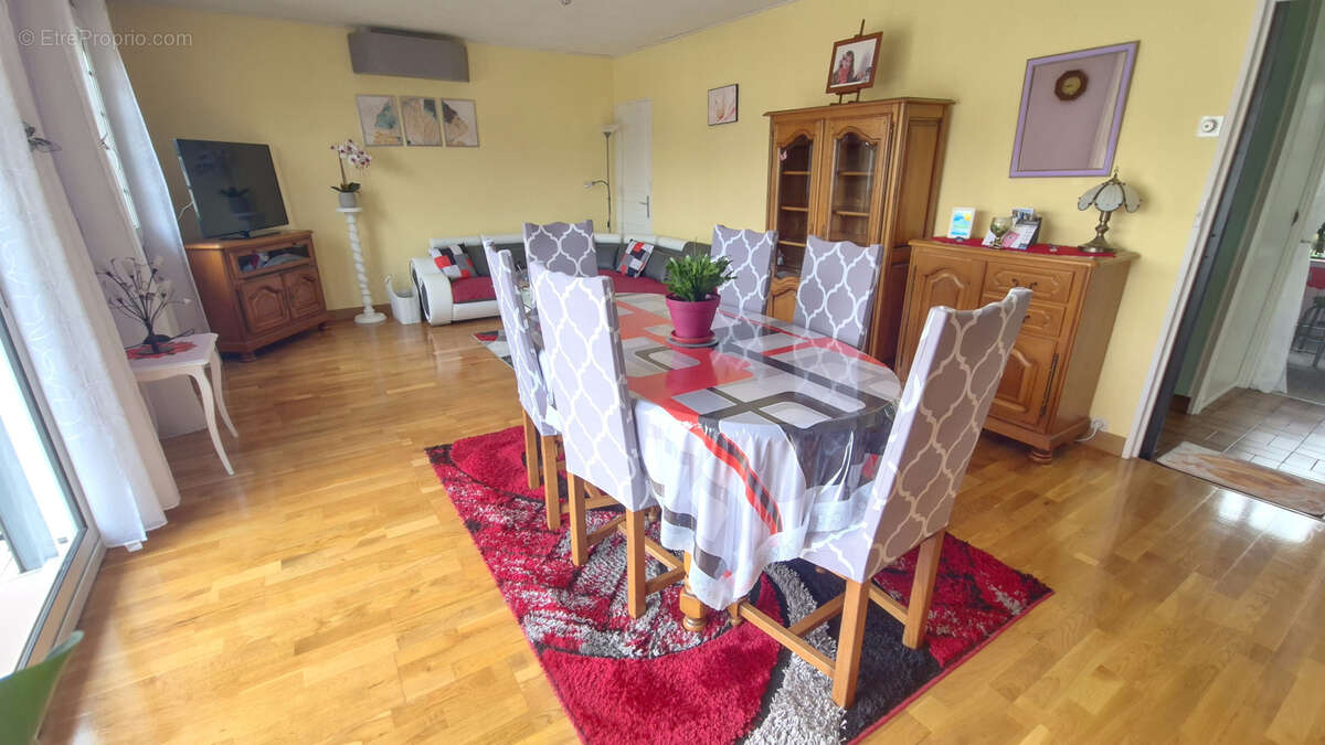 Maison à NOGENT-LE-ROI