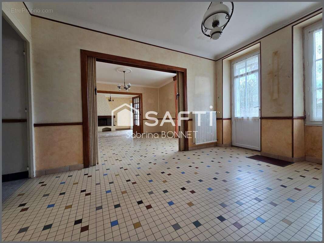 Photo 2 - Maison à SALIGNY