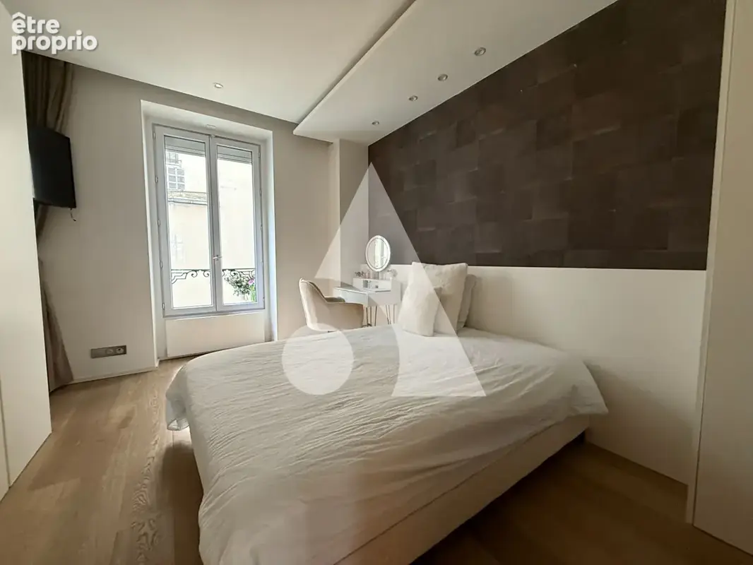 Loft Paris 7 pièce(s) 170 m2 - photo 10