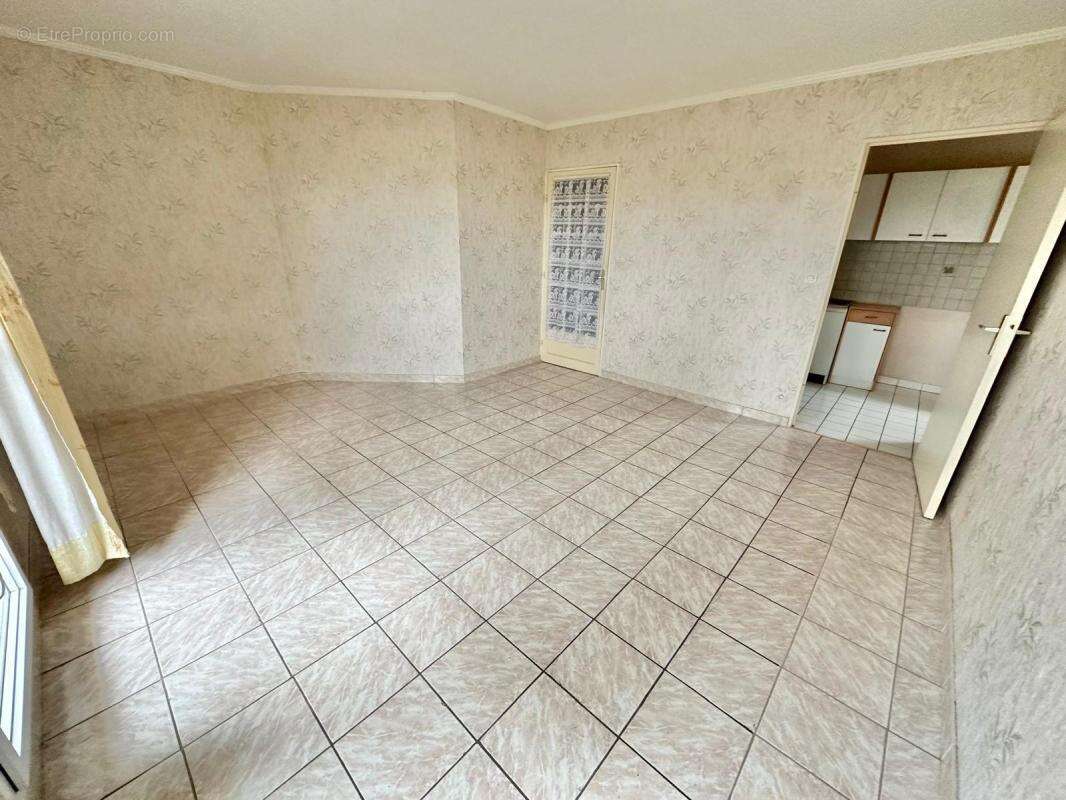 Appartement à MANTES-LA-JOLIE