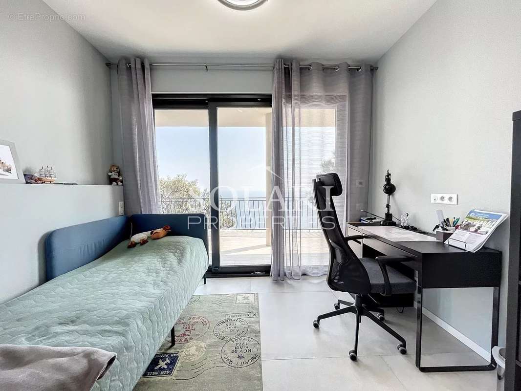 Maison à THEOULE-SUR-MER