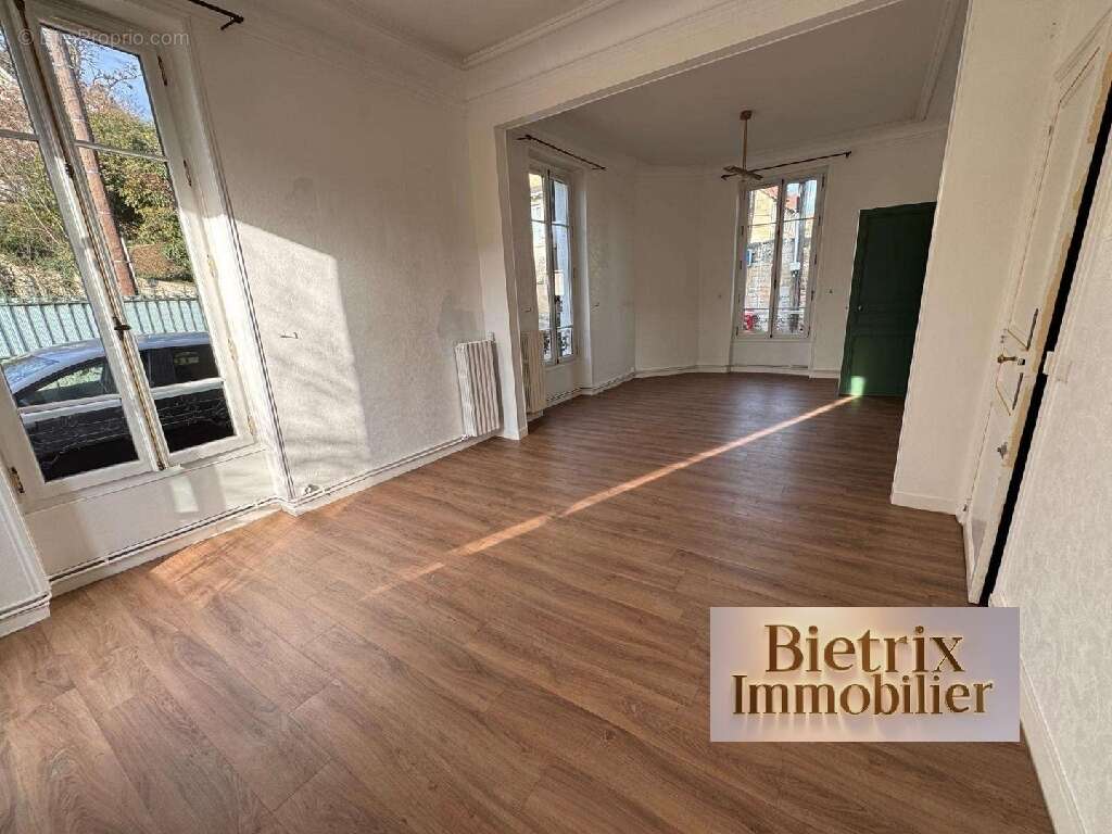 Maison à PARMAIN