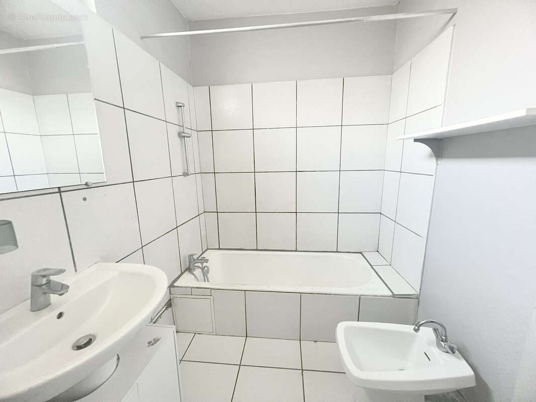 Appartement à SAINT-ETIENNE