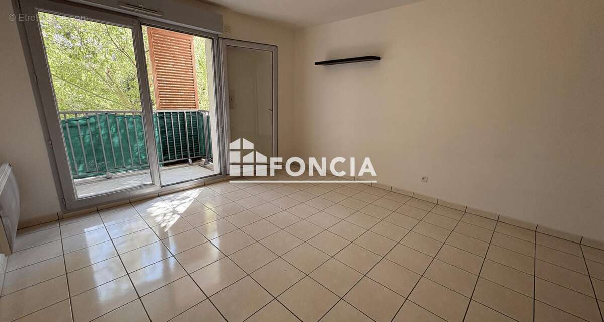 Appartement de 2 pièces avec balcon et parking sous-sol - photo 2