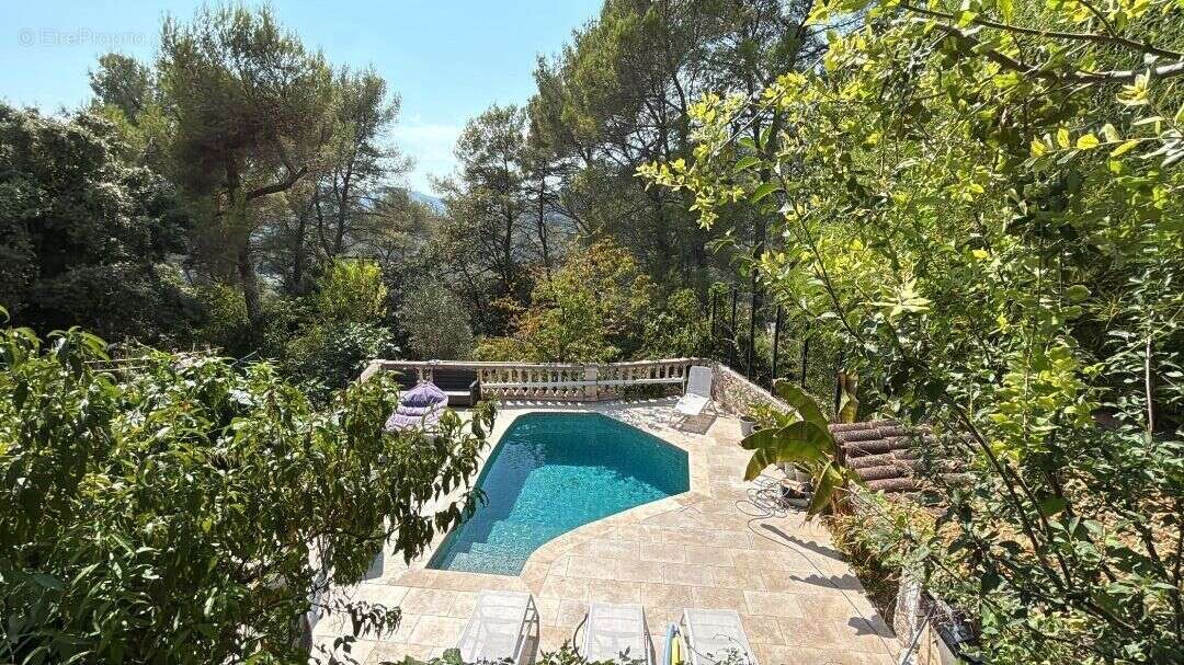 Maison à AURIBEAU-SUR-SIAGNE