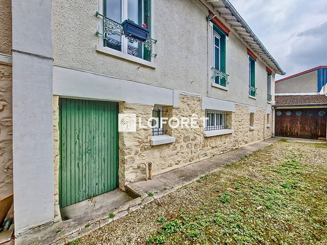 Maison à BONNEUIL-SUR-MARNE