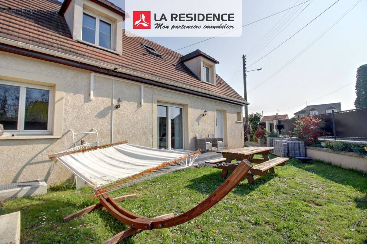Maison à CONFLANS-SAINTE-HONORINE