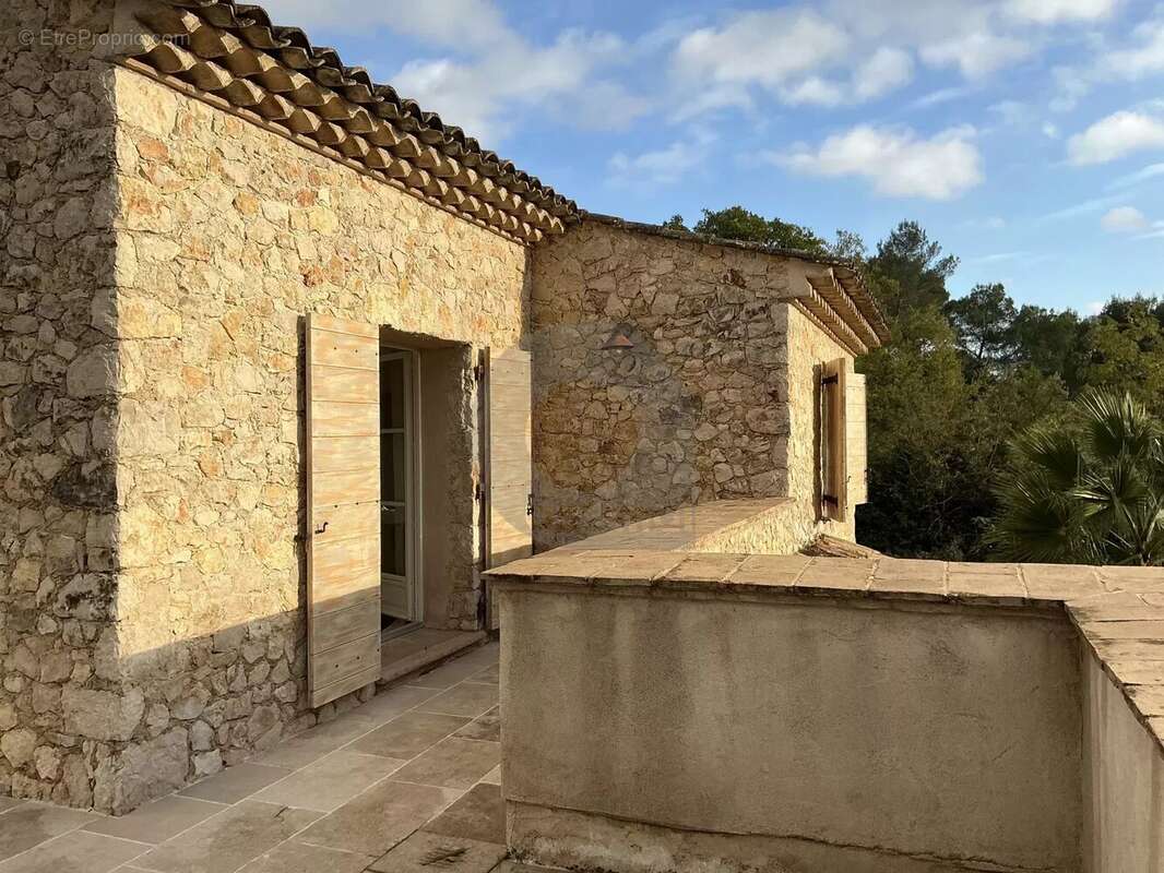 Maison à LA COLLE-SUR-LOUP