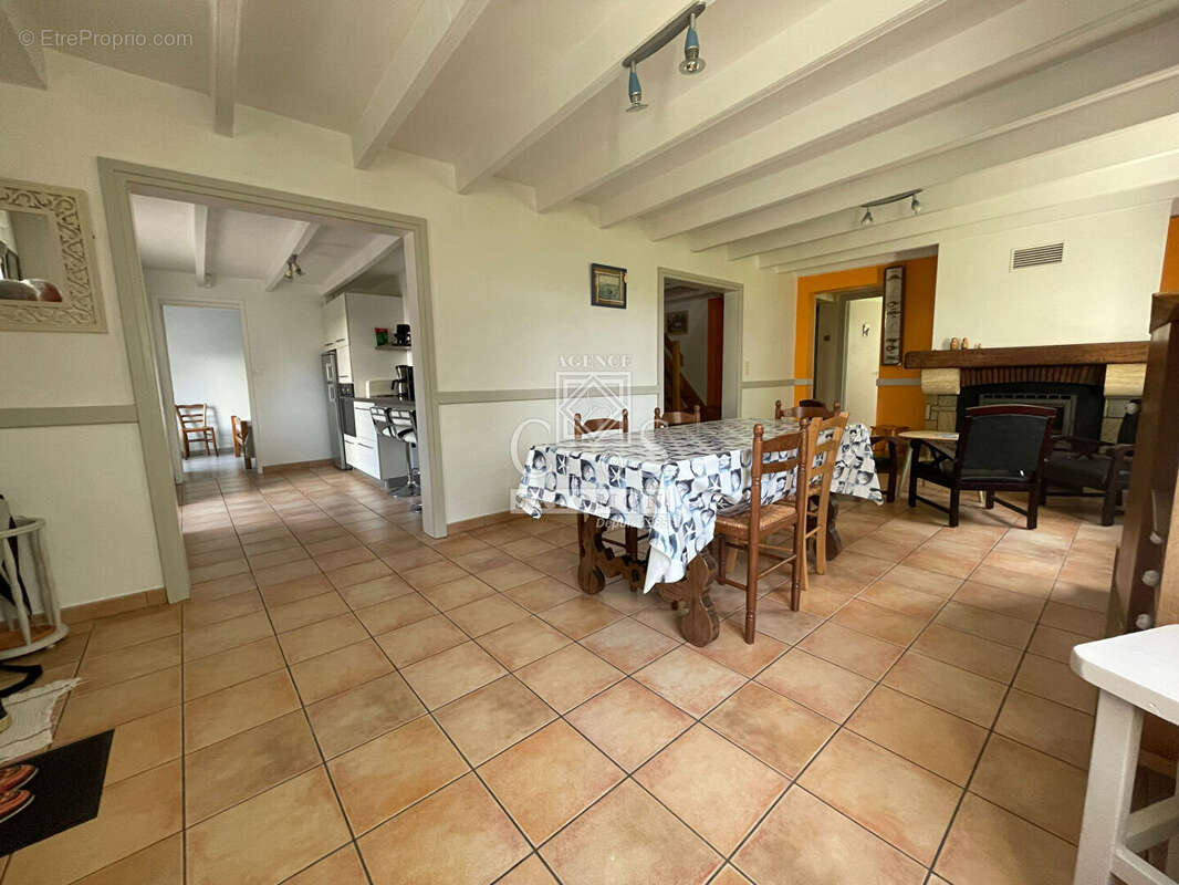 Maison à SAINT-GILDAS-DE-RHUYS