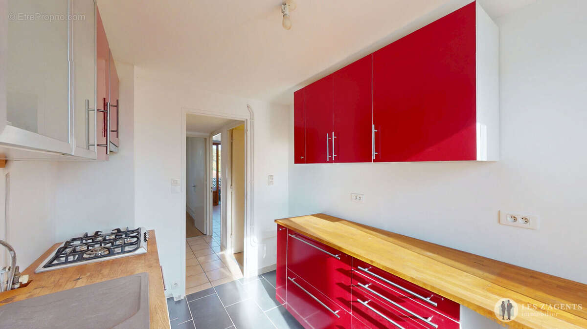 Appartement à SAINT-MARTIN-D&#039;HERES