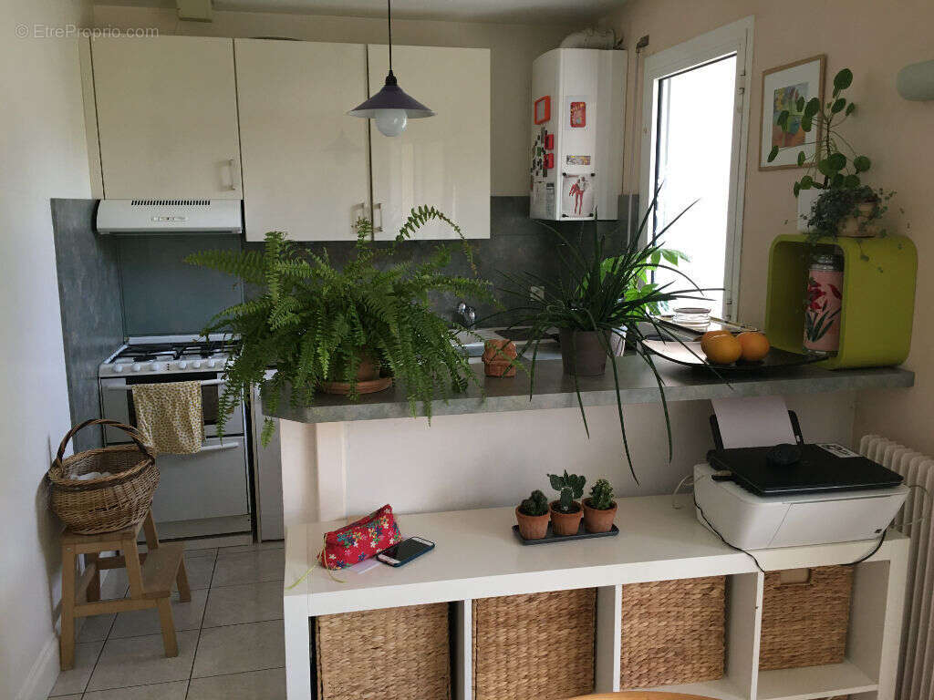 A VENDRE - LA ROCHELLE - Appartement 2 pièces - Terrasse - Parking - Cave - photo 4