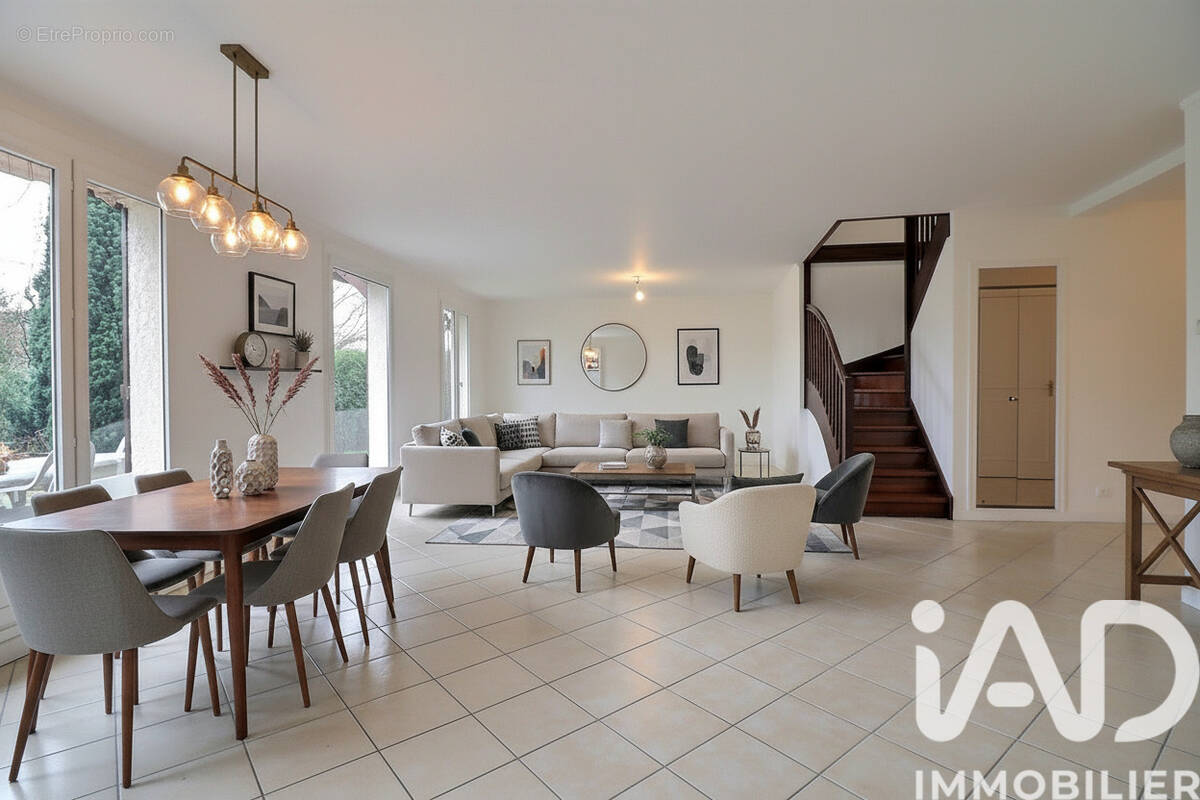 Photo 1 - Maison à OZOIR-LA-FERRIERE