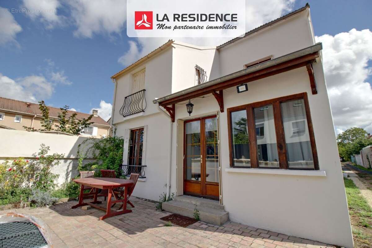 Maison à CONFLANS-SAINTE-HONORINE