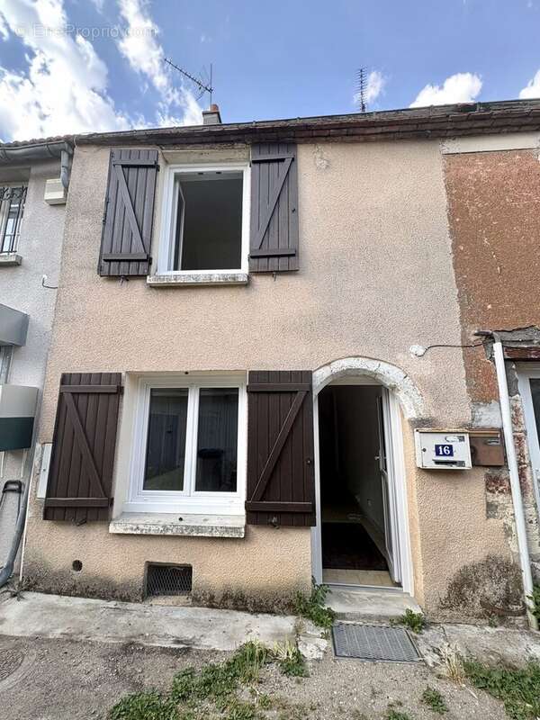 Maison 48 m² à Boynes  - photo 6