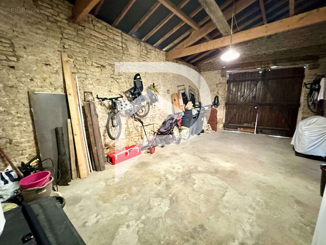 Maison à CHATEAUVILLAIN