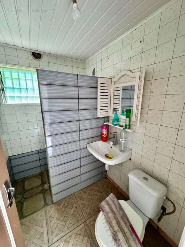 Villa f4 de 84m2 sur terrain de 324m2  sur pont d'yves - photo 4