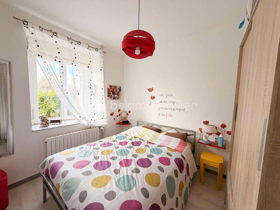 Maison à SAINT-PIERRE-LA-COUR