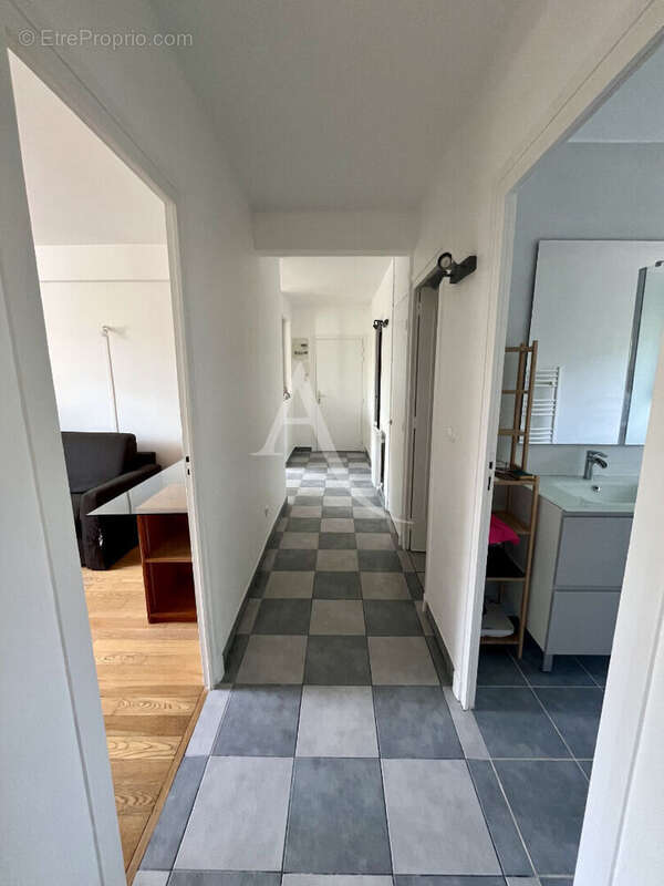 Appartement à LYON-9E