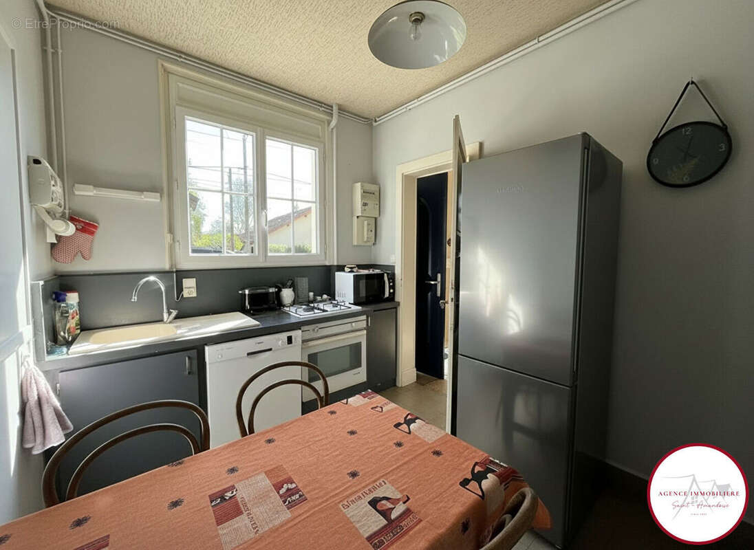 Maison à SAINT-AMAND-MONTROND