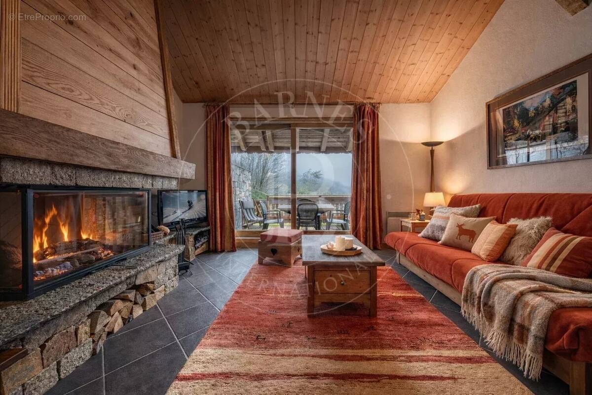 Appartement à LES ALLUES