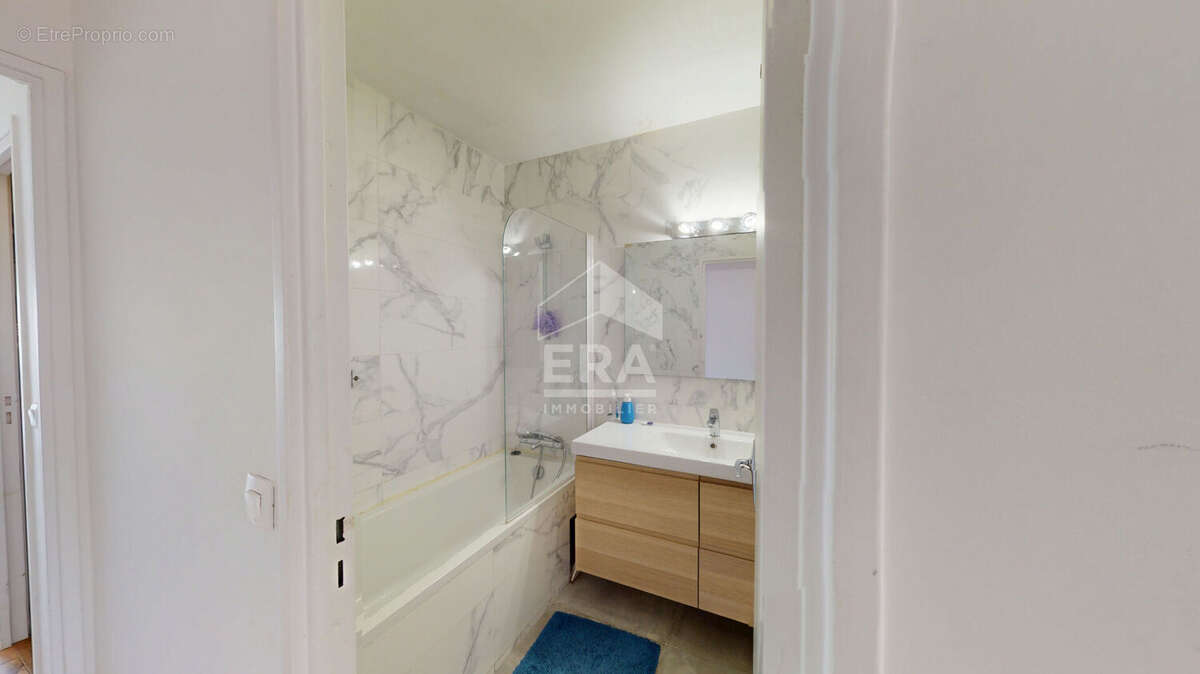 Appartement à PARIS-19E