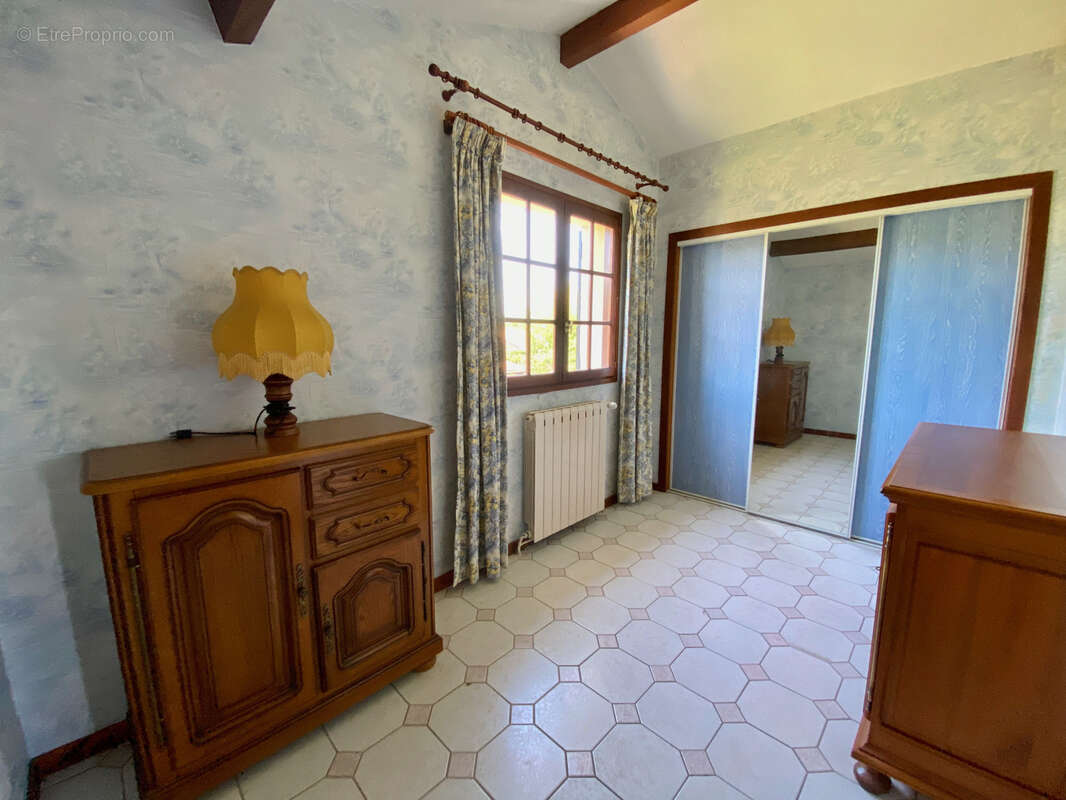 Maison à VILLENAVE-D&#039;ORNON