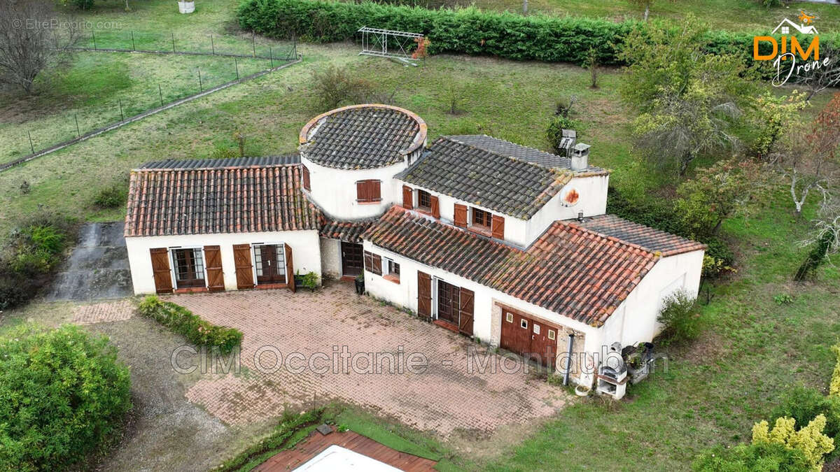 Maison à VILLENEUVE-LES-BOULOC
