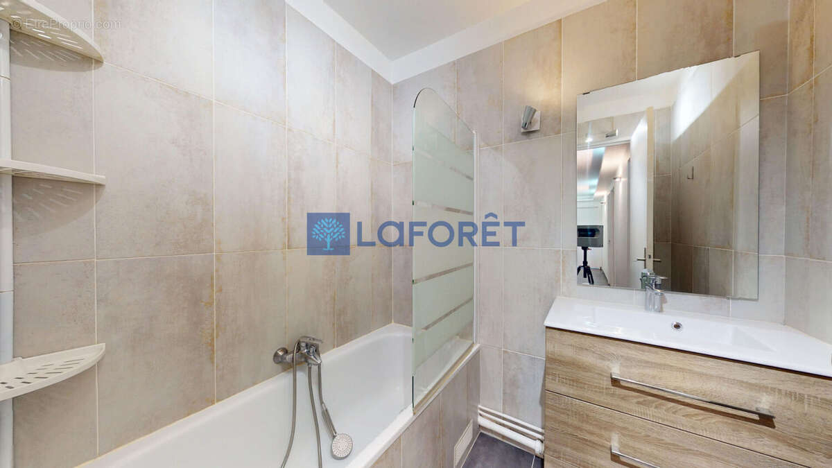 Appartement à ATHIS-MONS