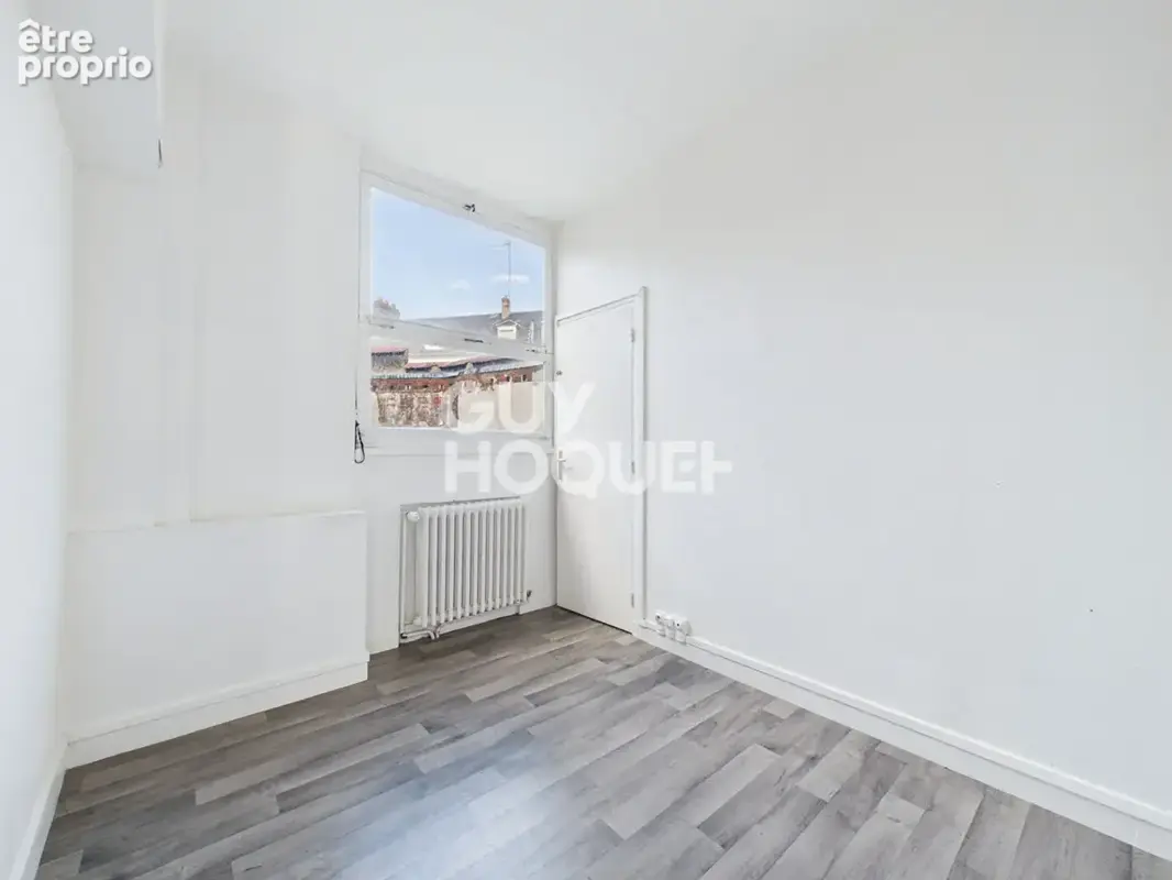 À vendre : Superbe appartement 5 pièces de 111 m² à Elbeuf, quartier Le Butor - Champ-Fleuri - Sainte-Clotilde - photo 7