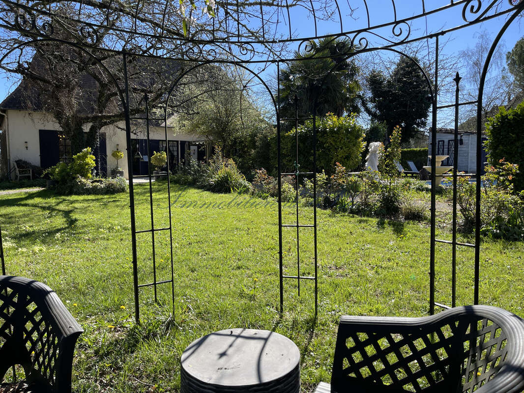 Maison à COULOUNIEIX-CHAMIERS