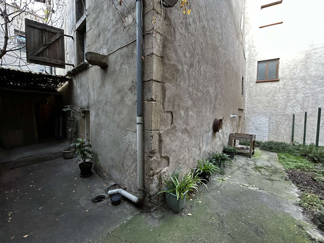 Maison à LABRUGUIERE