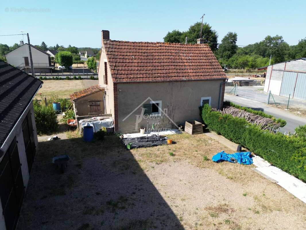Maison a renover avec garage - photo 18