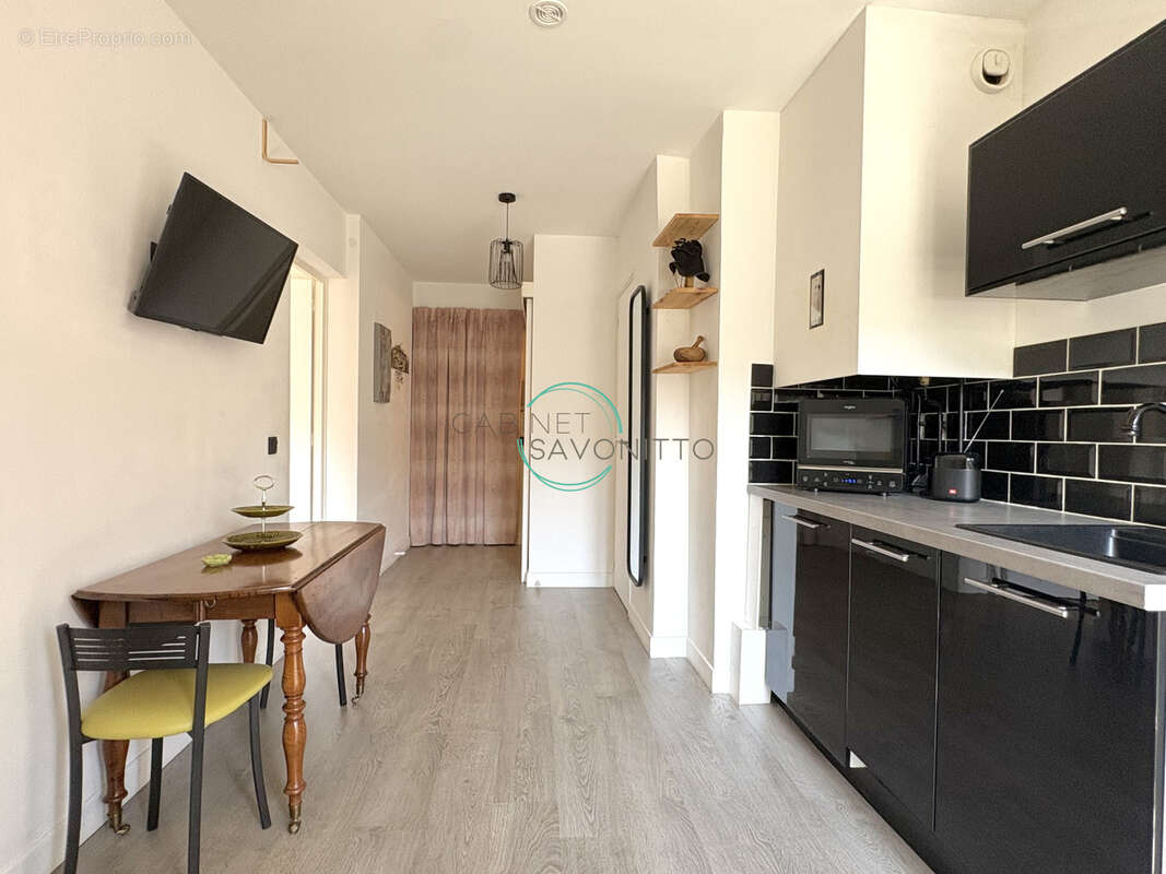 Appartement à CARRY-LE-ROUET