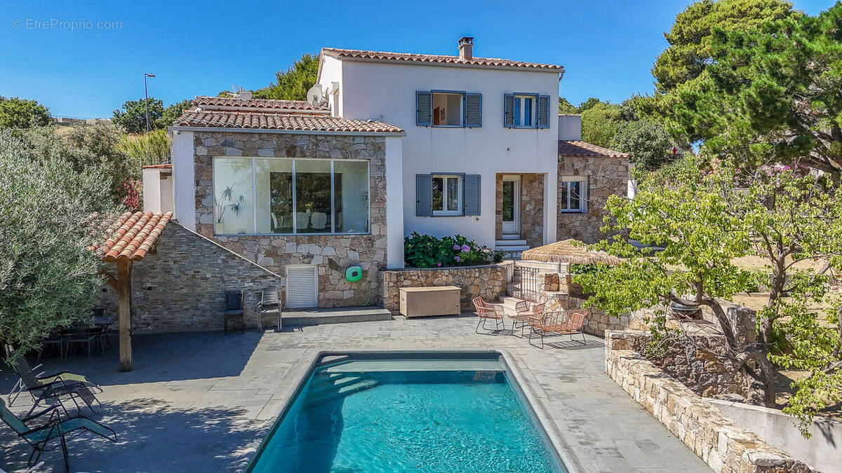 Photo Maison à Corbara au prix de 1 095 000€