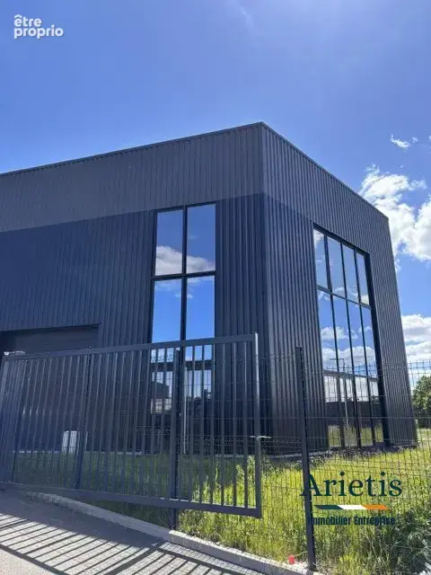 Commerce 227 m² à vendre à Betton (35830) - photo 2