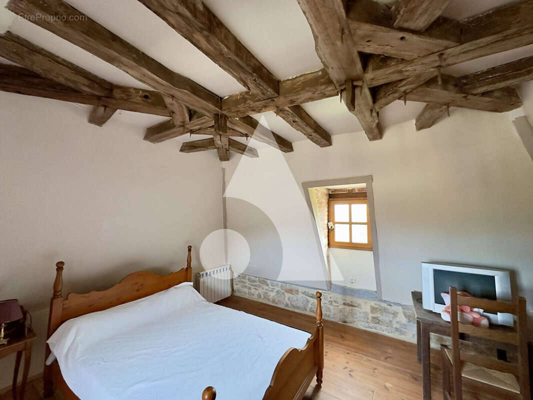 Maison à LARROQUE-TOIRAC
