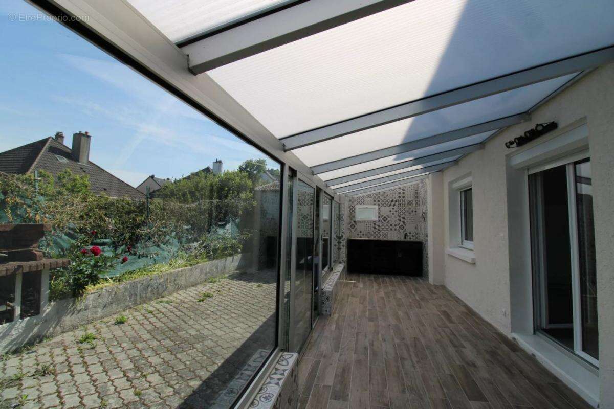 Maison à EQUEURDREVILLE-HAINNEVILLE