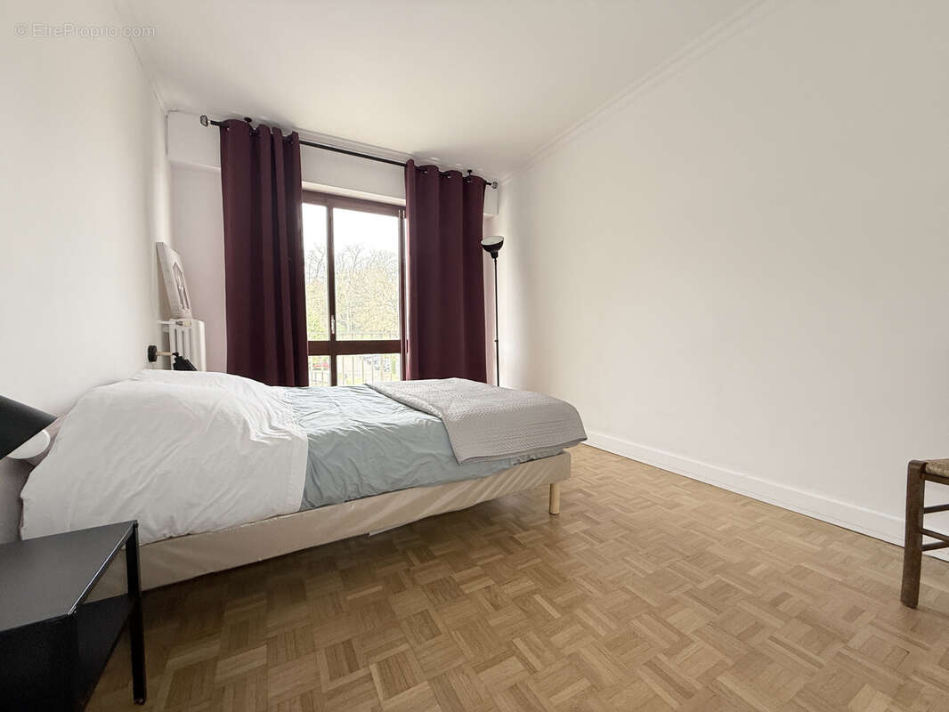 Appartement à LA CELLE-SAINT-CLOUD